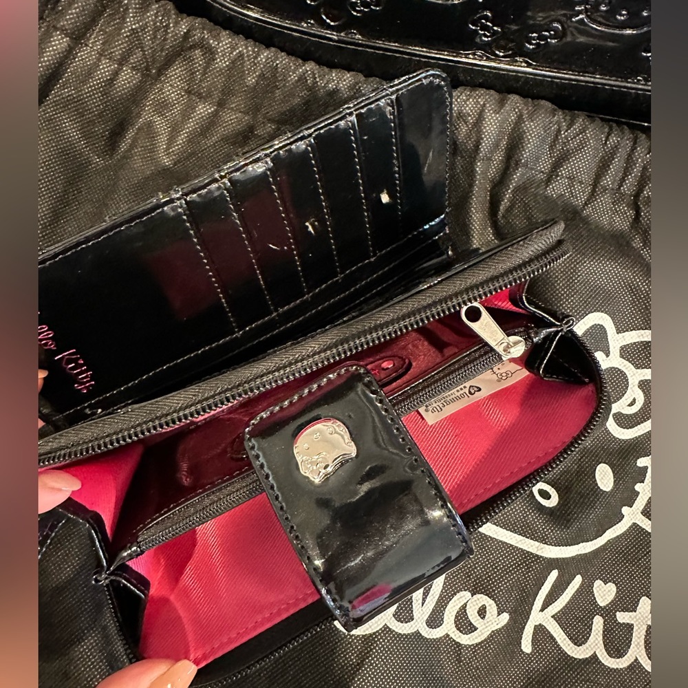 Handbag - Picture 4 of 6